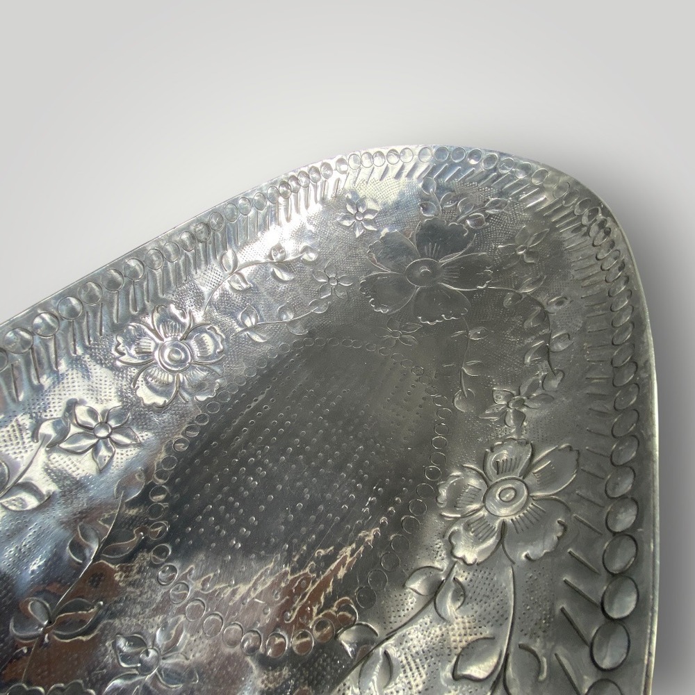 Hammered Aluminum Large Centerpiece Bowl Everlast Brilliantone Style 1950s - Picture 6 of 10